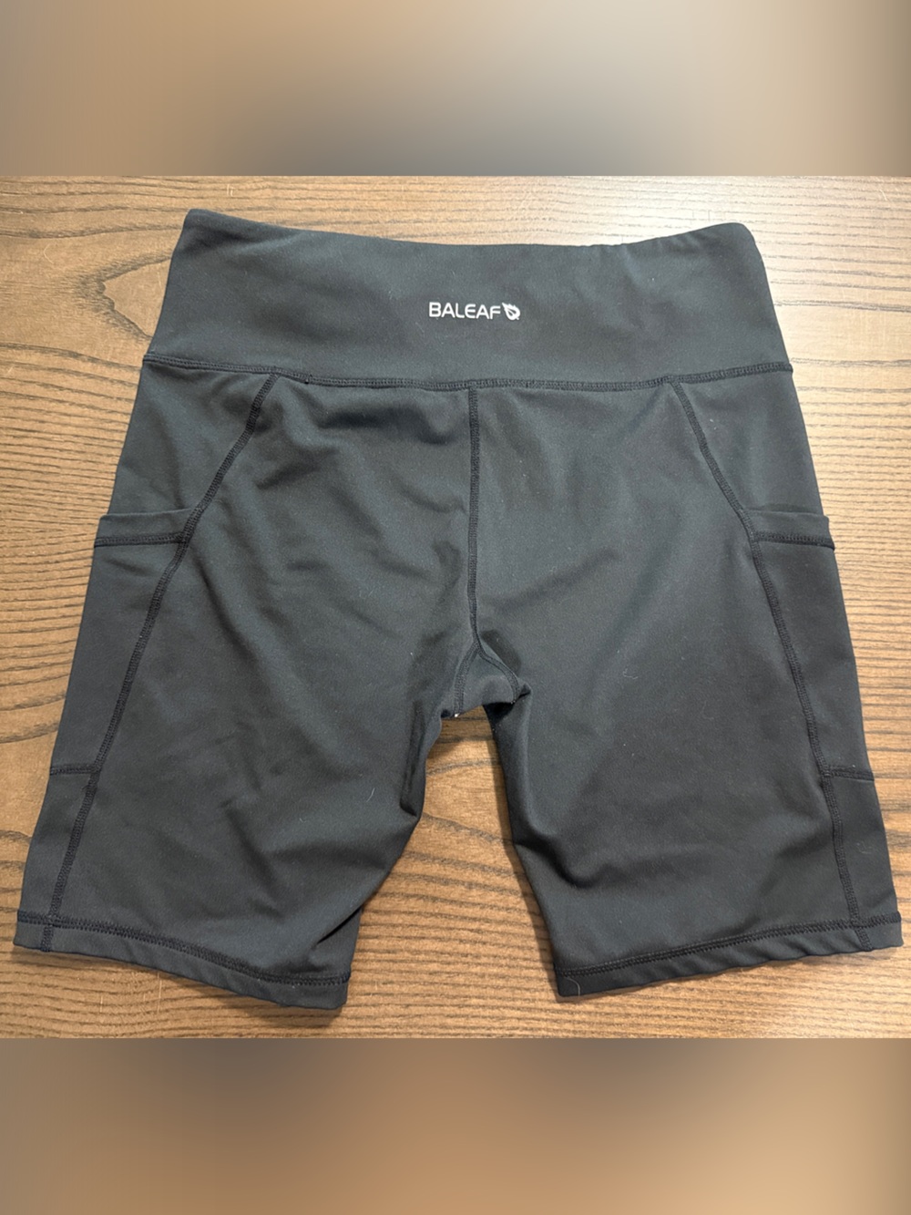 Baleaf Black High-Waist Bike Shorts with Side Pockets - Picture 2 of 2